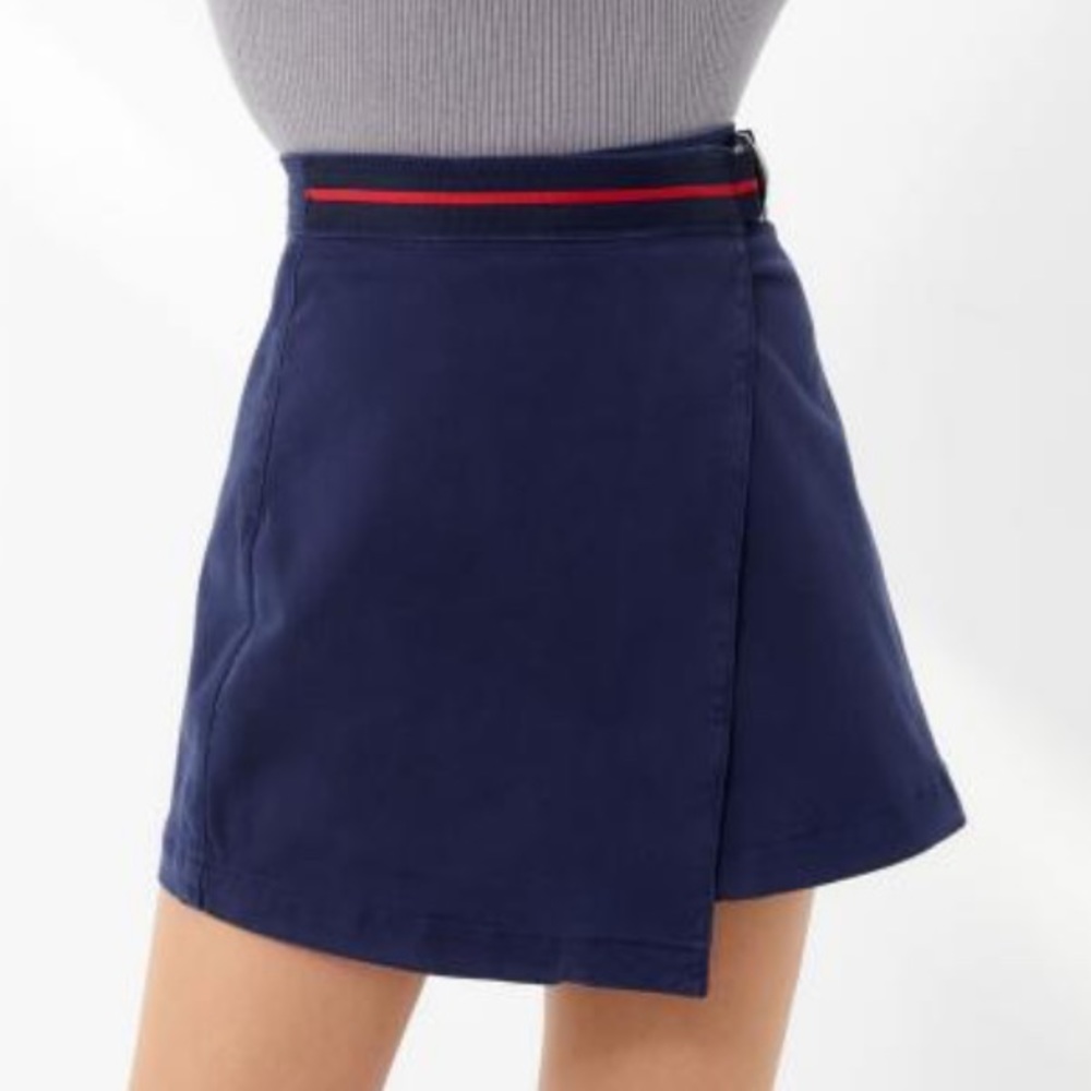 UO Naya Twill Buckle Belted Wrap Skirt